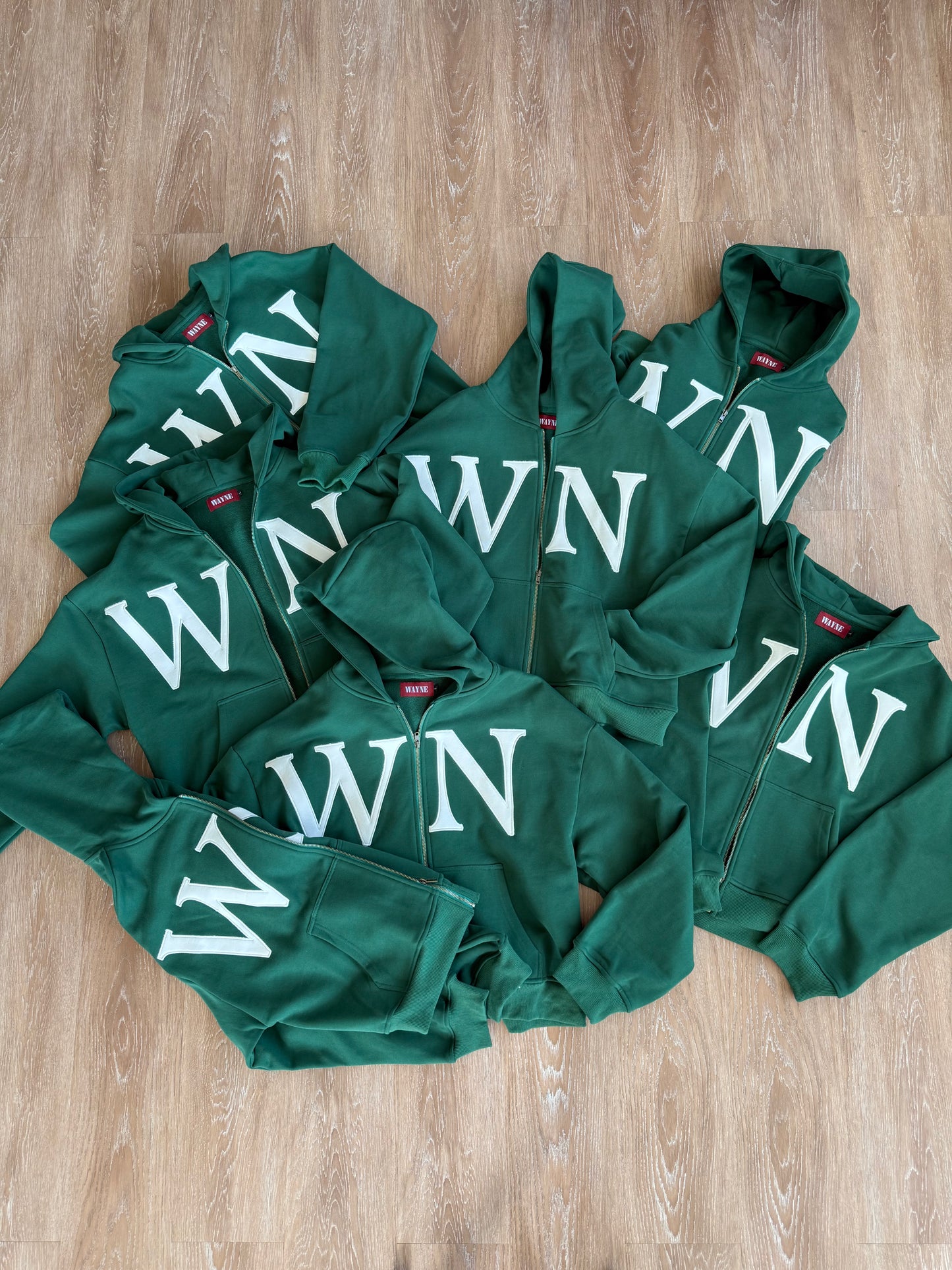 WN HOODIE